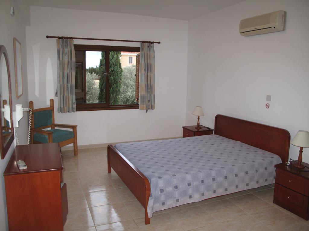 Chriseleni Latchi Villas Polis Buitenkant foto